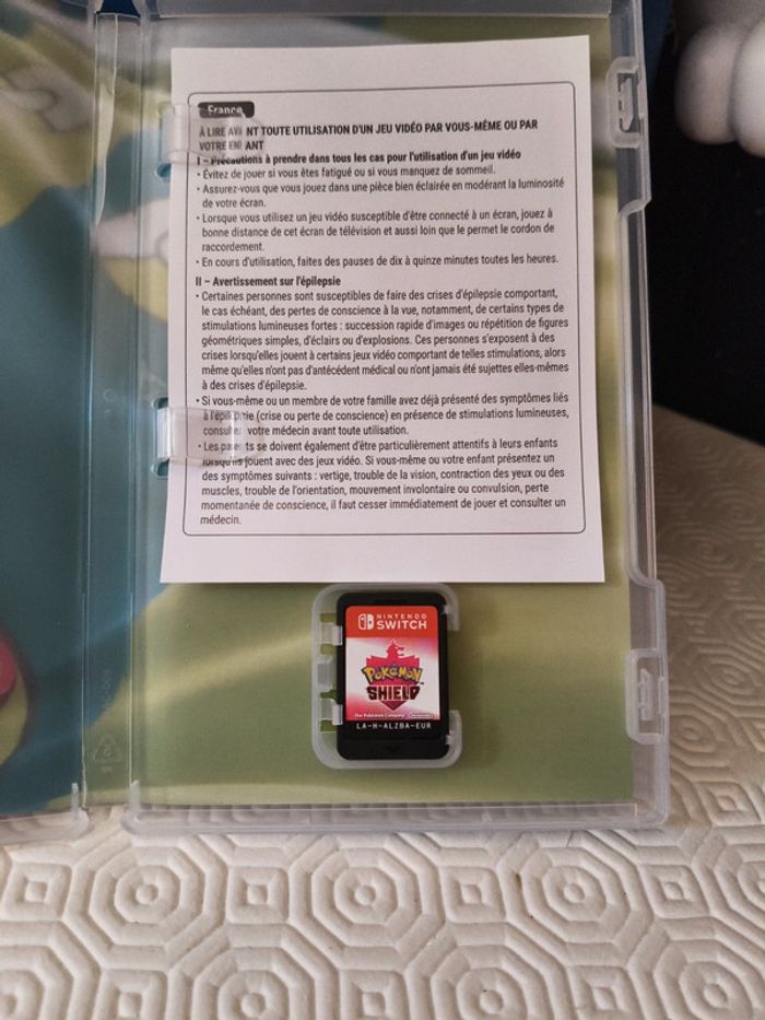 Pokémon bouclier - photo numéro 3