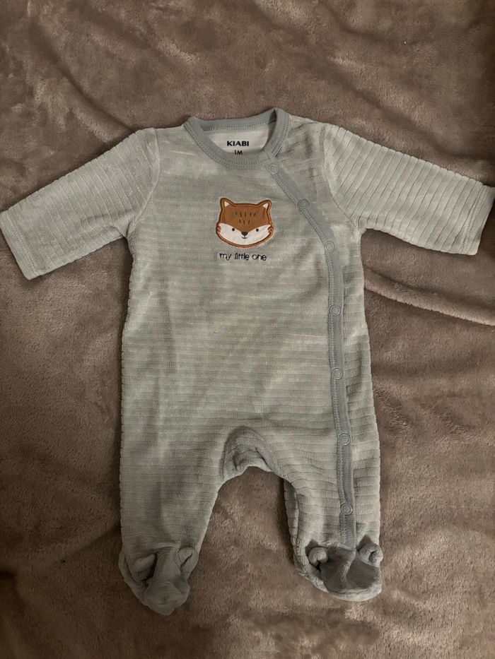 Pyjamas en velours taille 1 mois - photo numéro 3
