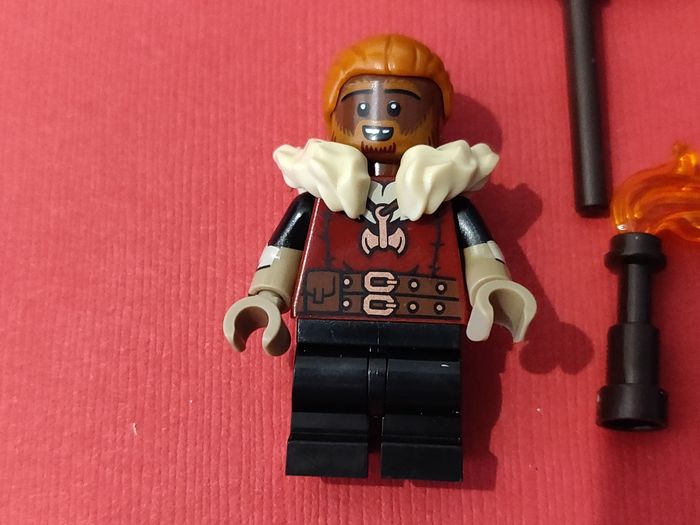 Minifig Lego Dwarf Barbarian Dungeons & Dragons et accessoires - Parfait État - avec boîte - Lego Original - photo numéro 2