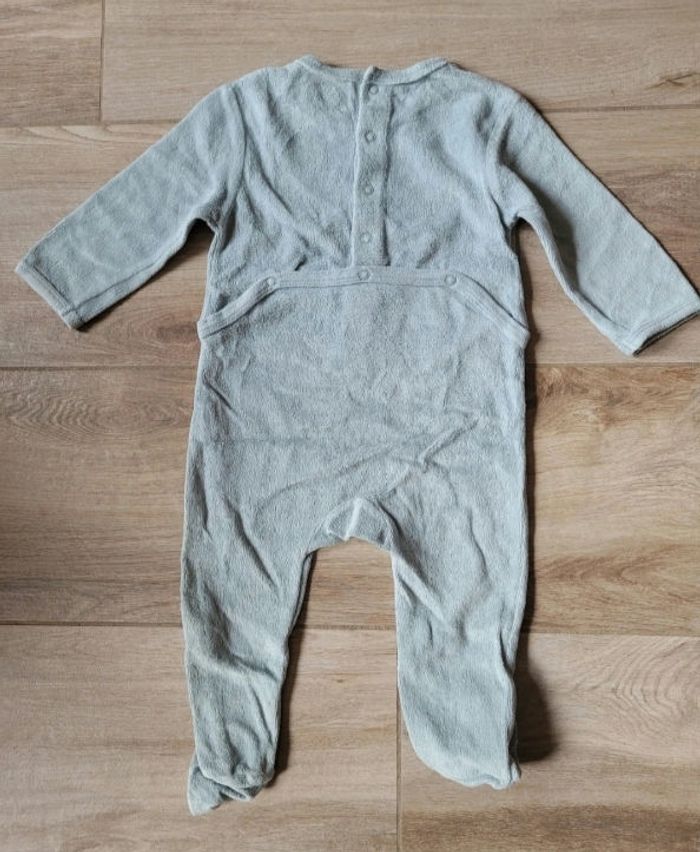 Pyjama velours taille 12 mois - photo numéro 3
