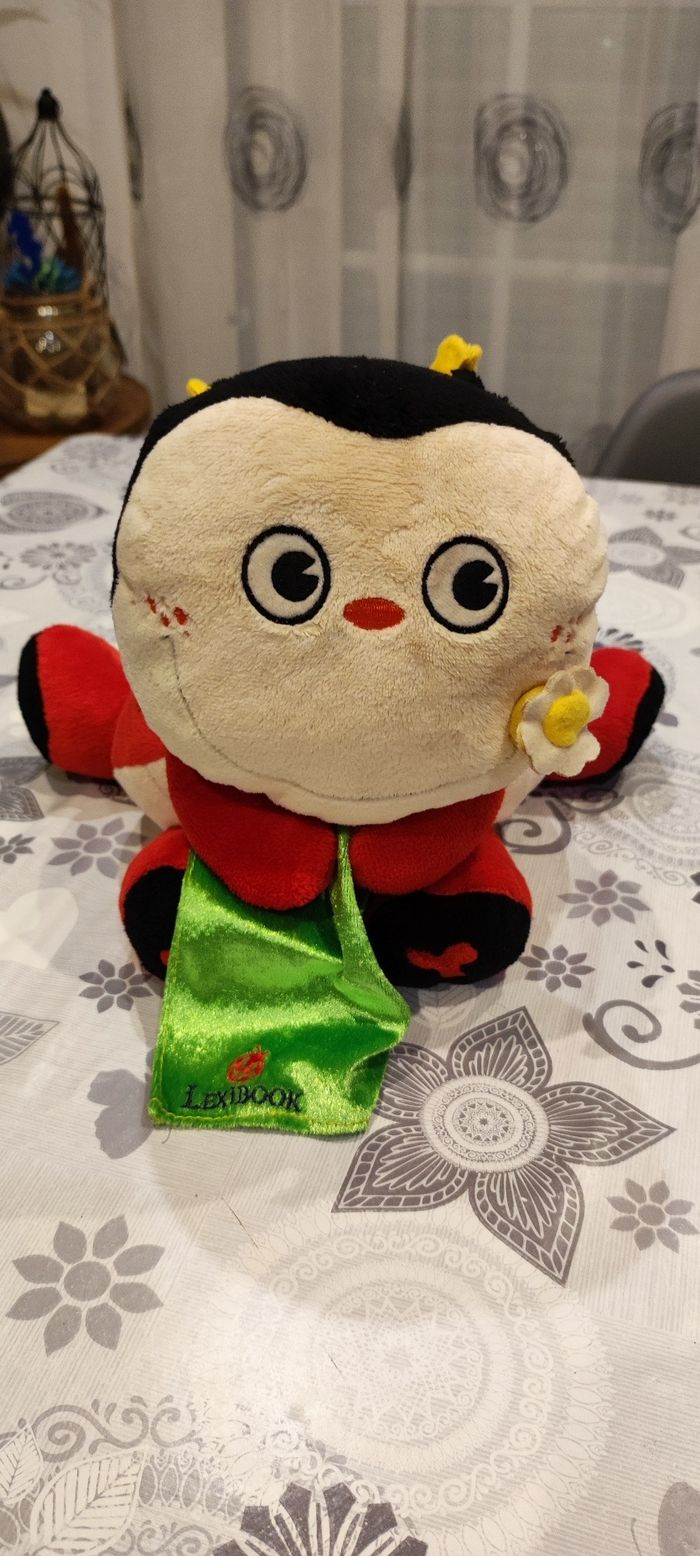 Coccinelle musicale et lumineuse