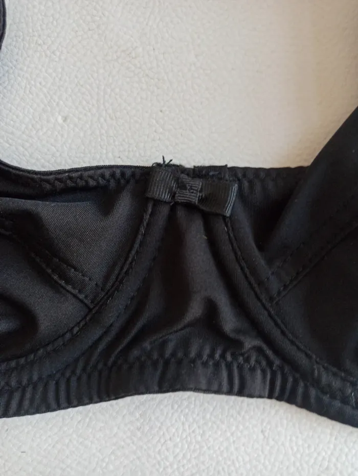 Neuf soutien-gorge - photo numéro 4