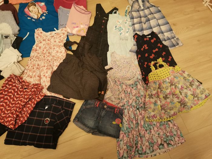 Lot vêtements 6 ans - photo numéro 2