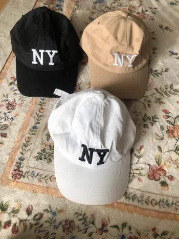 Lot de 3 casquettes neuve mixte NY