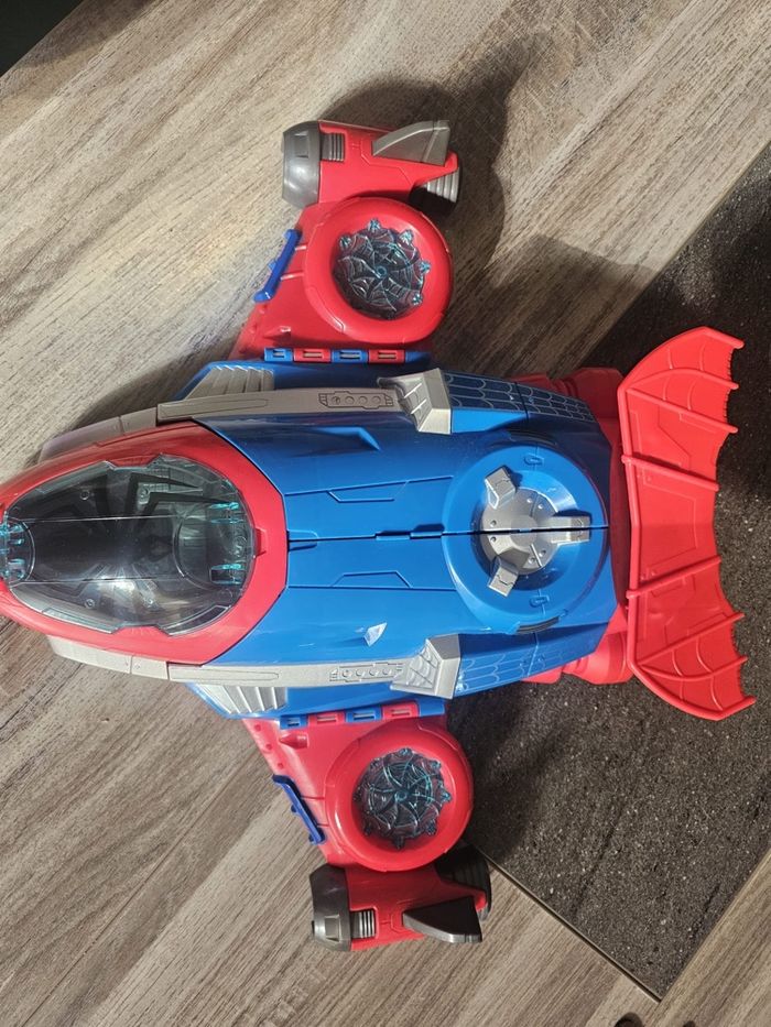 Véhicule Spidey Marvel