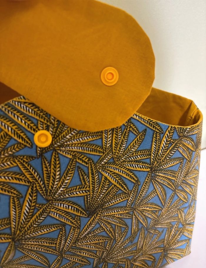 Panier à suspendre / rangement / pinces à linge / etc - photo numéro 5