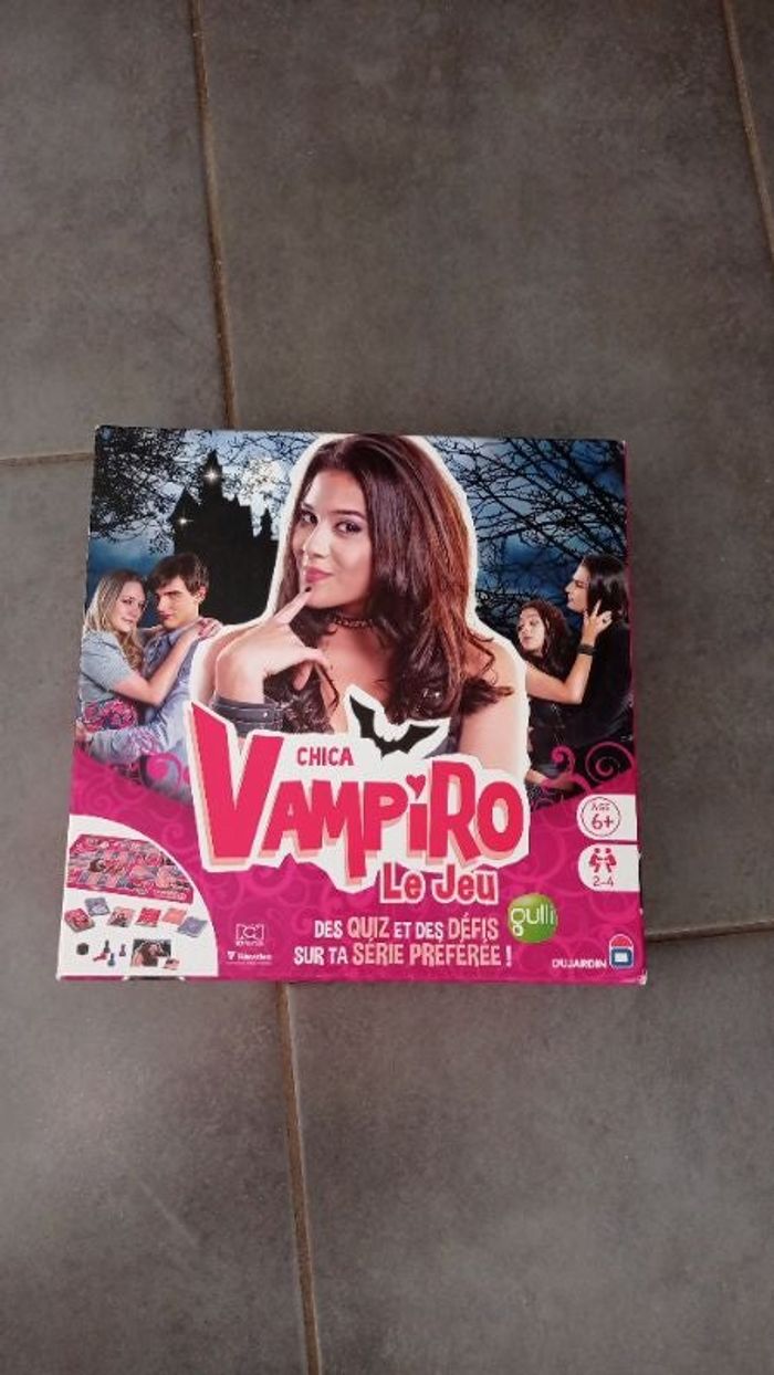 Jeu chica vampiro