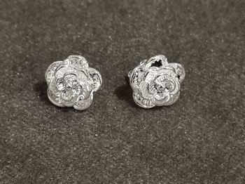 Boucle d'oreille florale plaquée argent 925