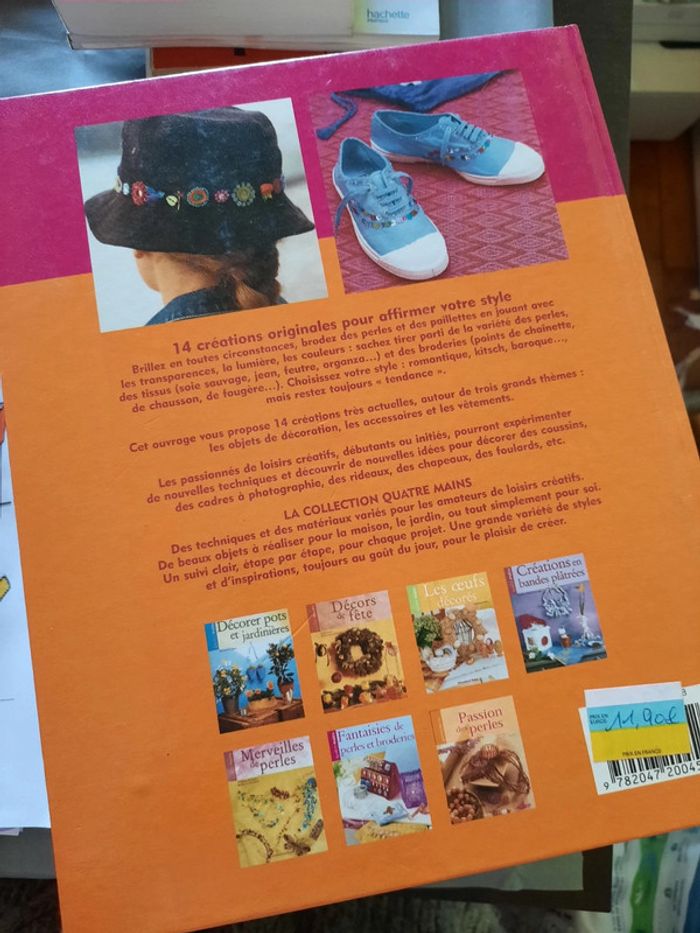 Livre "Perles et paillettes brodées" - photo numéro 2