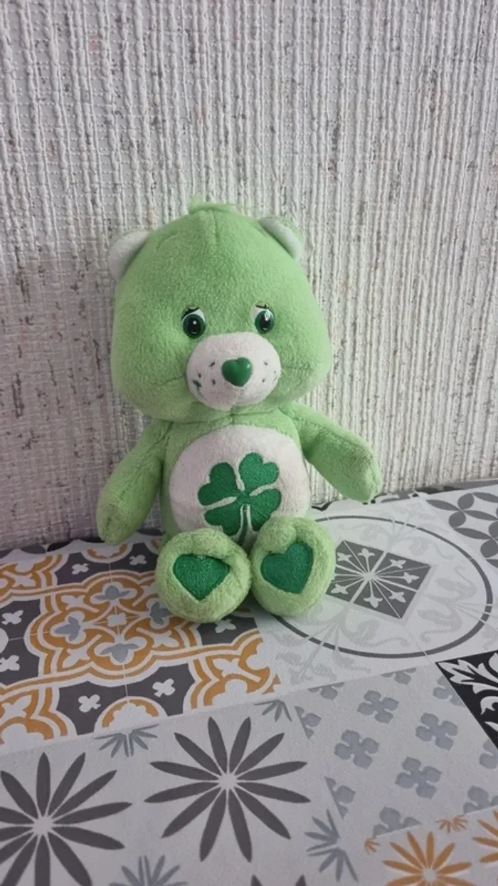 Peluche bisounours vert