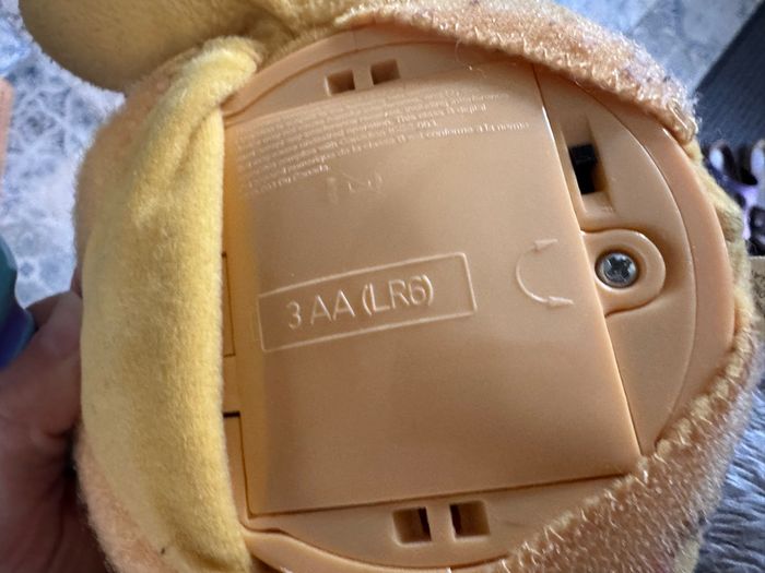 Winnie peluche interactive danse et chante - photo numéro 6