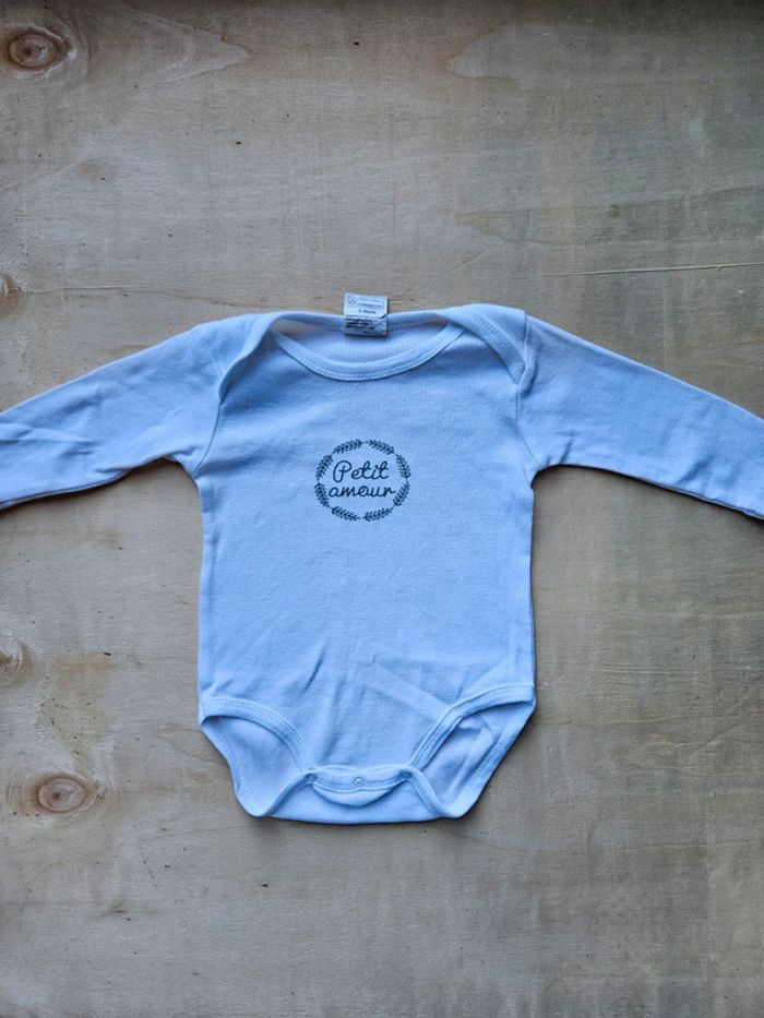 Lot de 2 bodies taille 6 mois - photo numéro 2