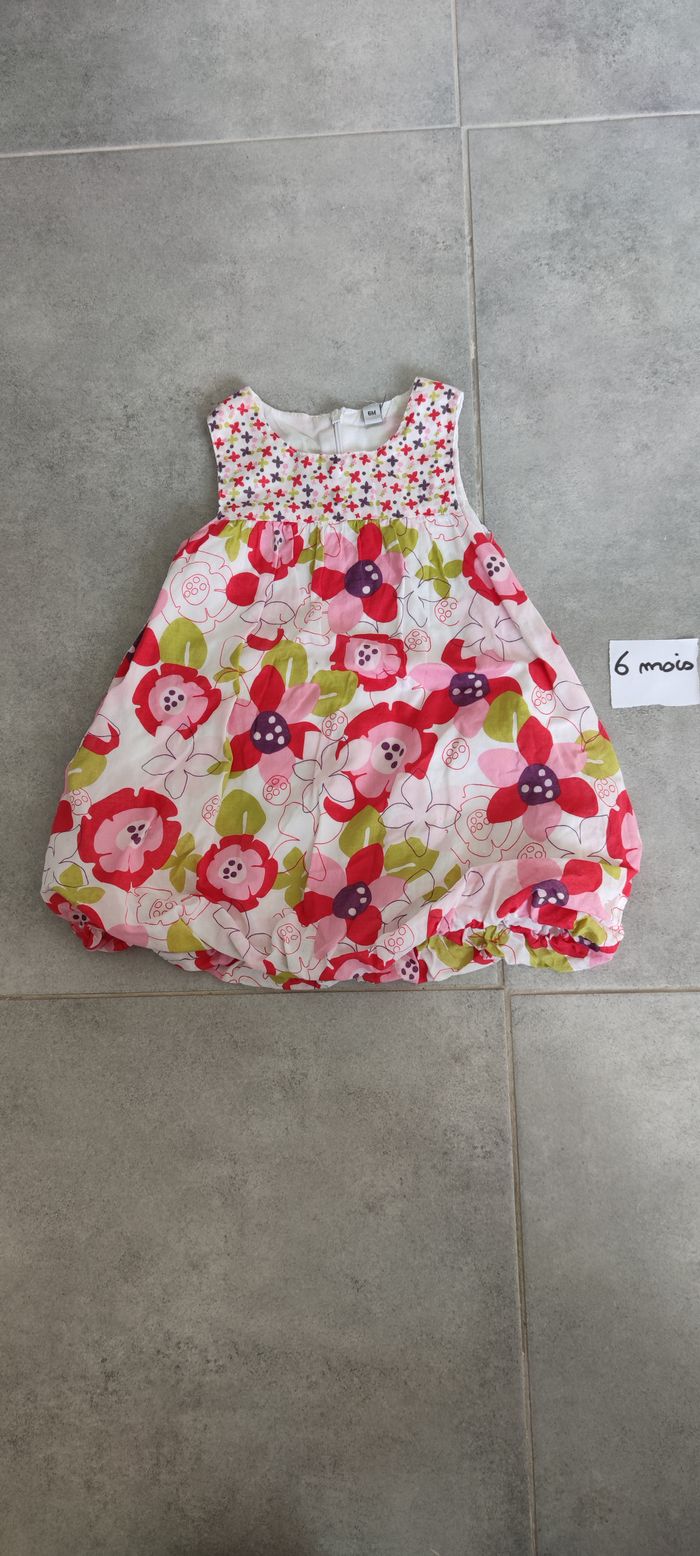 Robe motifs fleurs bébé fille 6 mois