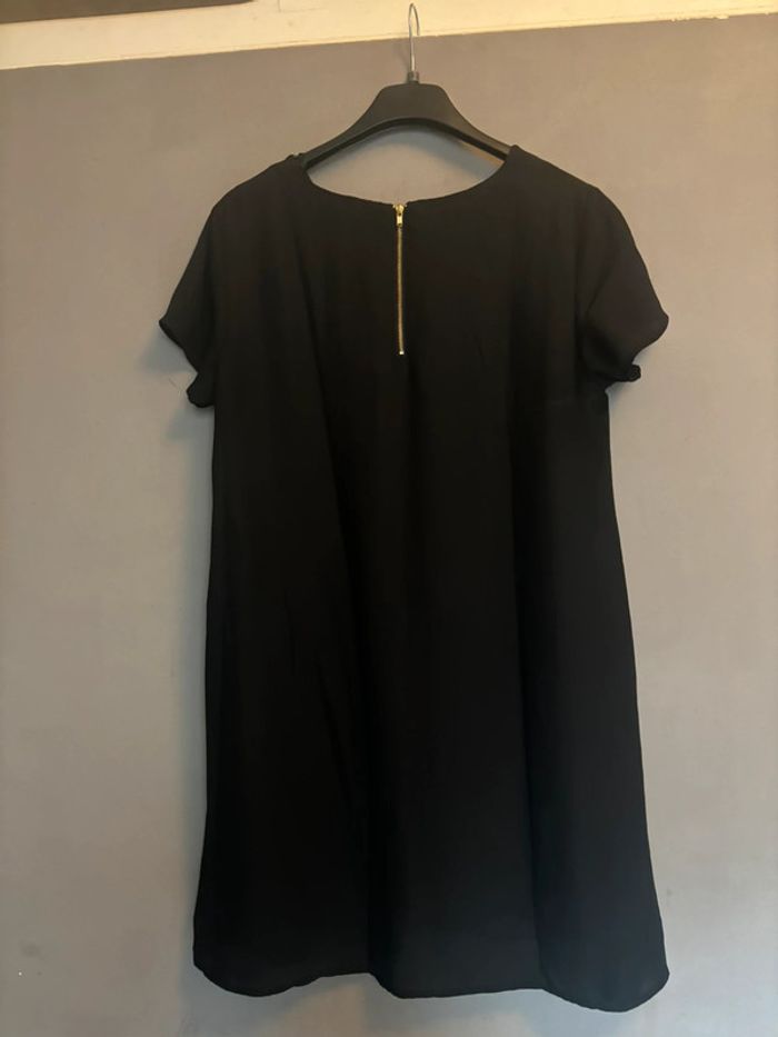 Robe noire 40 - photo numéro 3