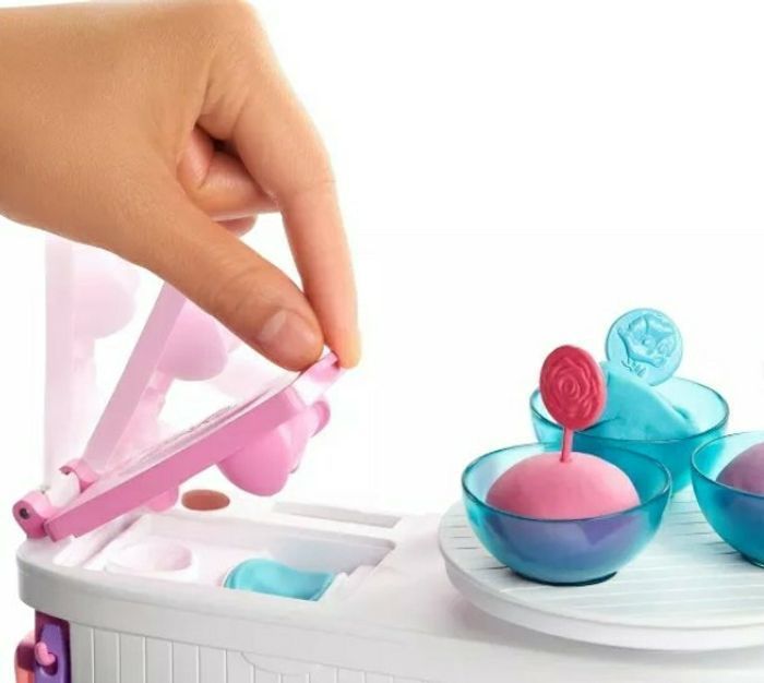 BARBIE JOURNEE AU SPA MATTEL NEUF - photo numéro 5