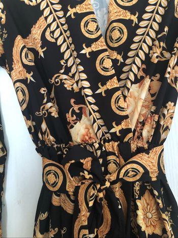 Magnifique Robe noir et doré