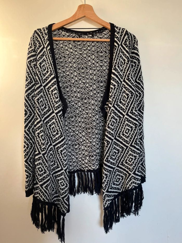 Gilet laine avec franges