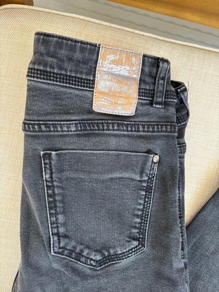 Jean noir skinny zara taille 38 - photo numéro 2