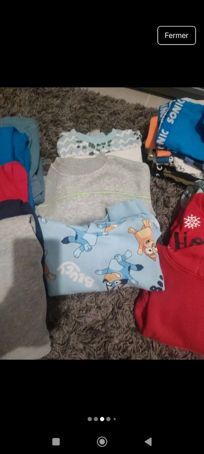 Lot de vêtements - photo numéro 3