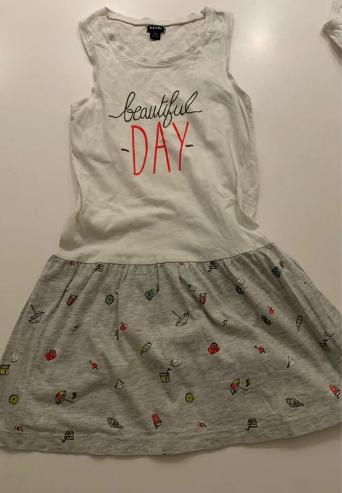 Lot cinq pièces printemps-été 5-6ans - photo numéro 3