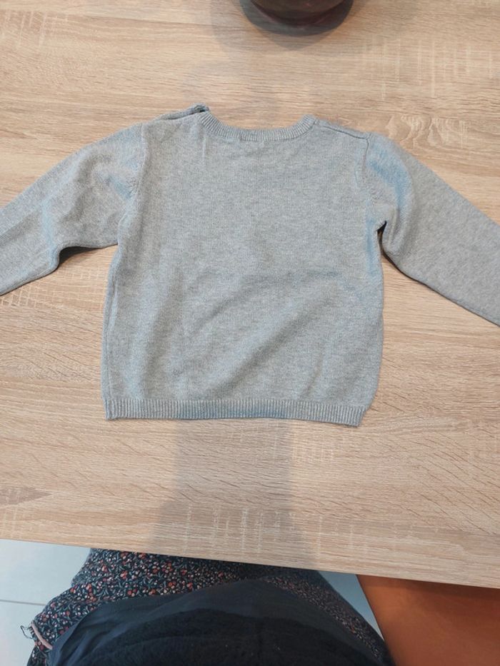 Pull gris - photo numéro 4
