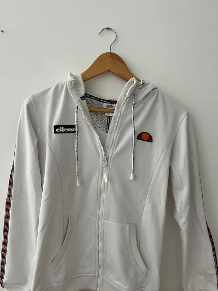 pull à capuches ellesse