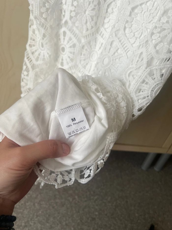 Très jolie robe blanche en dentelle / macramé - photo numéro 9