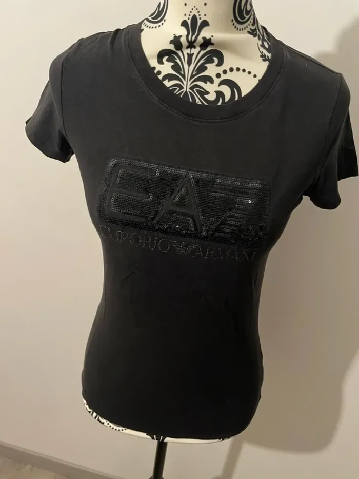 T-shirt à manches courtes noir col rond perle sequin devant Emporio Armani taille S - photo numéro 2