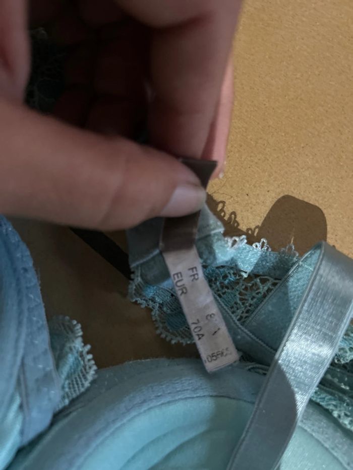 Soutien-gorge - photo numéro 4