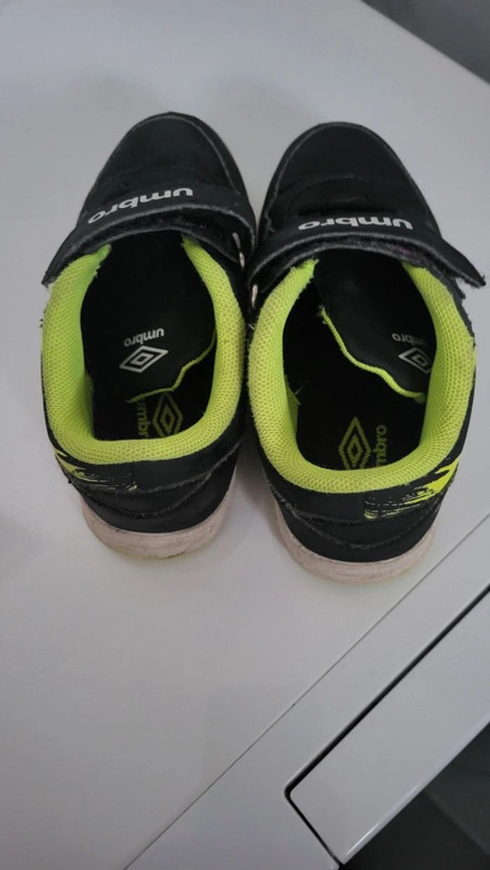 Baskets umbro 27 - photo numéro 3