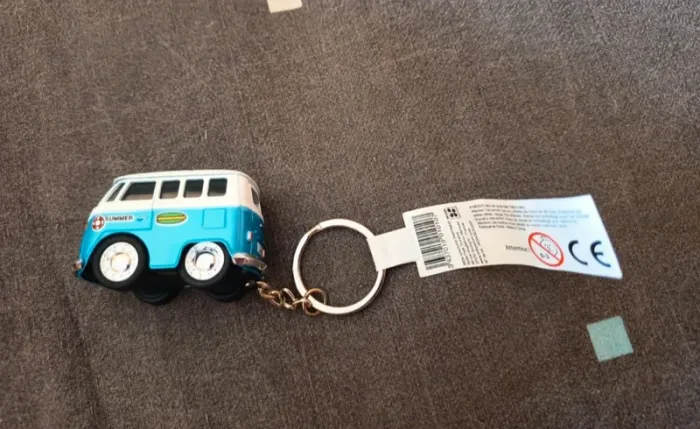 Porte clés mini van Volkswagen - photo numéro 2