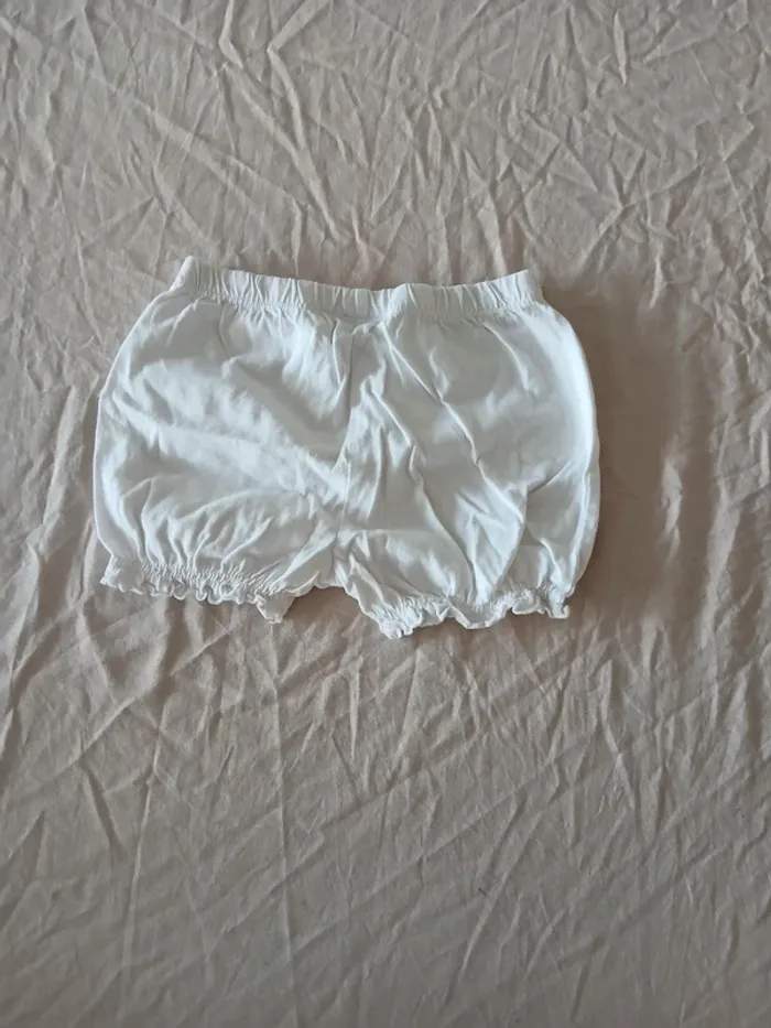 Short 18 mois - photo numéro 3
