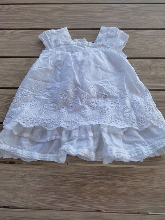 Robe blanche 3 mois