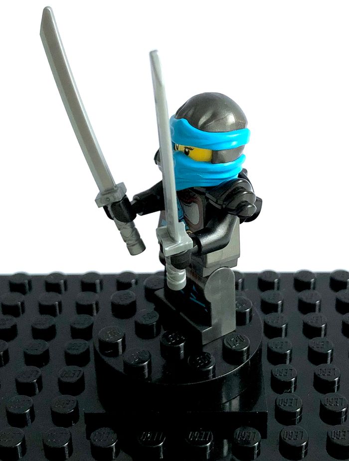 LEGO Ninjago The Hands of Time - Nya, black armor - photo numéro 2