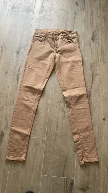 Pantalon camel Zara