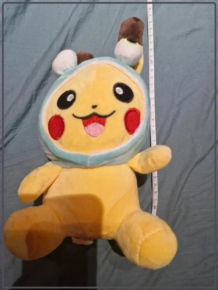 Peluche pikachu bonnet bleu - photo numéro 2