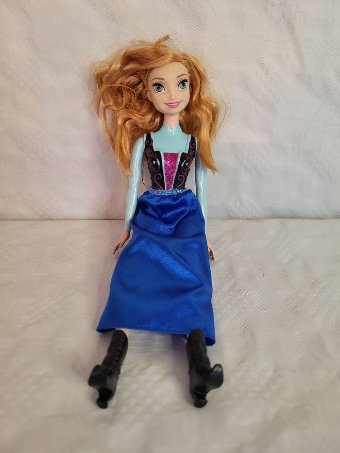 Barbie anna reine des neiges