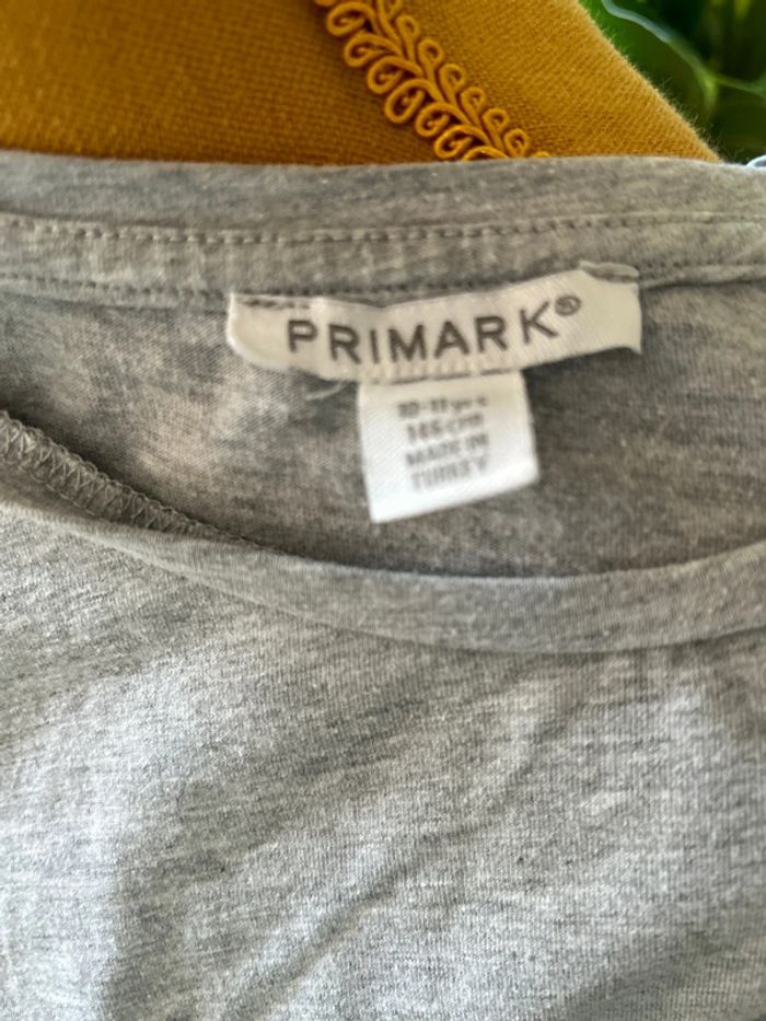 Primark t shirt avec bandes de couleurs taille 10 ans - photo numéro 5