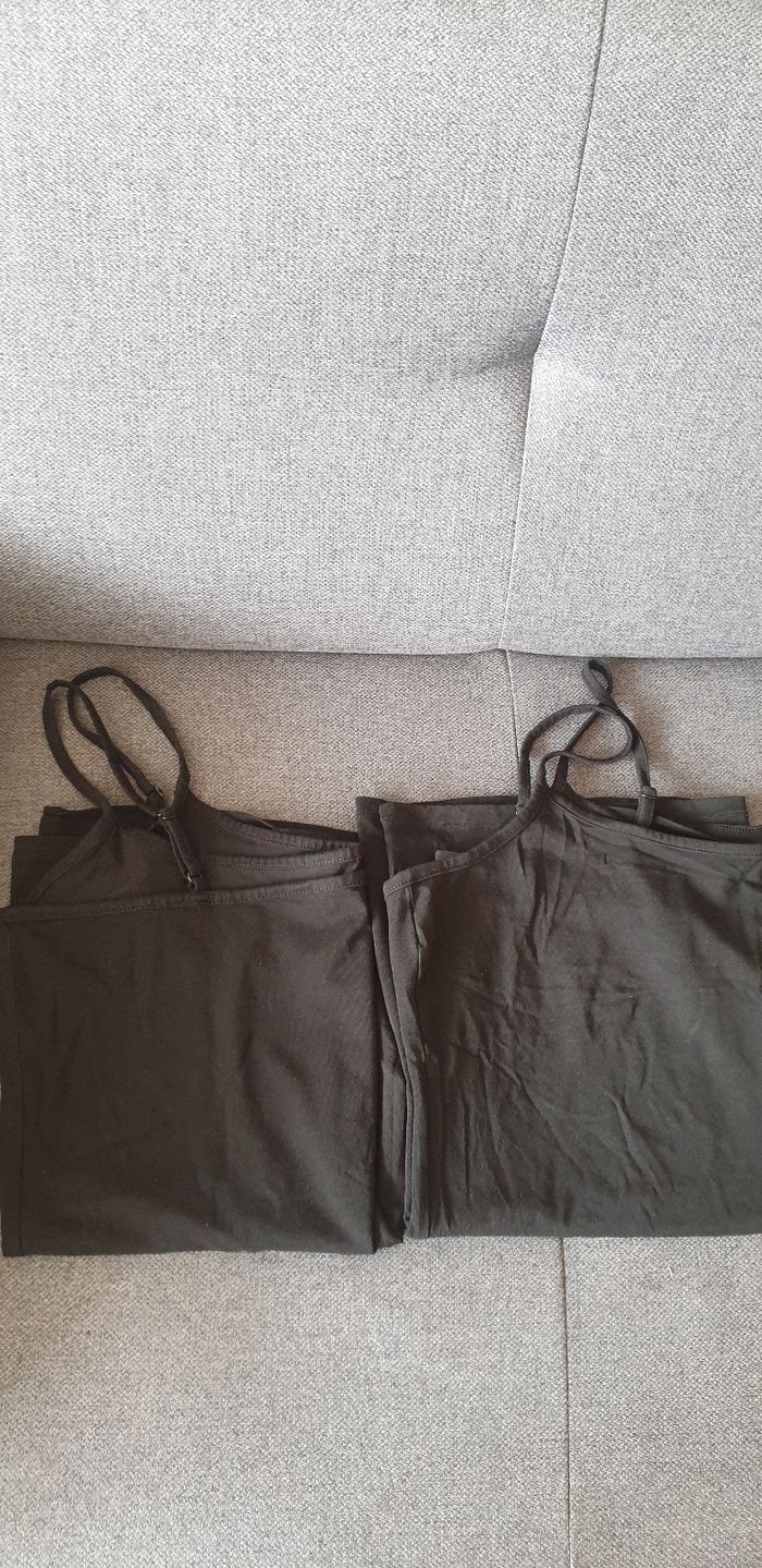 2 debardeurs  C& A  xl - photo numéro 2