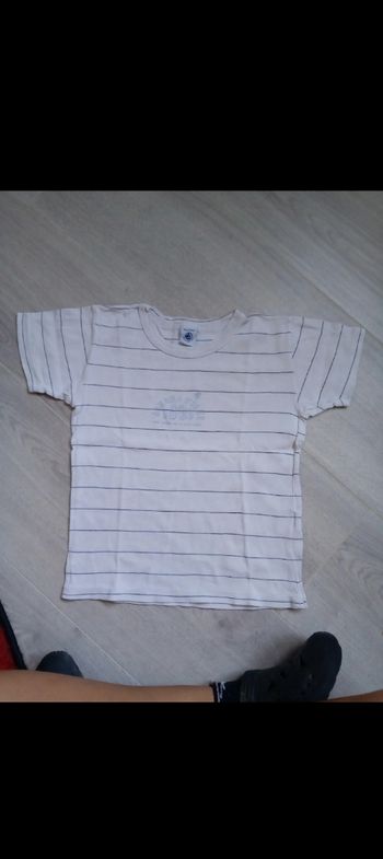 Tee shirt