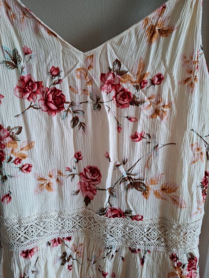 Robe d'été fleurie - photo numéro 3