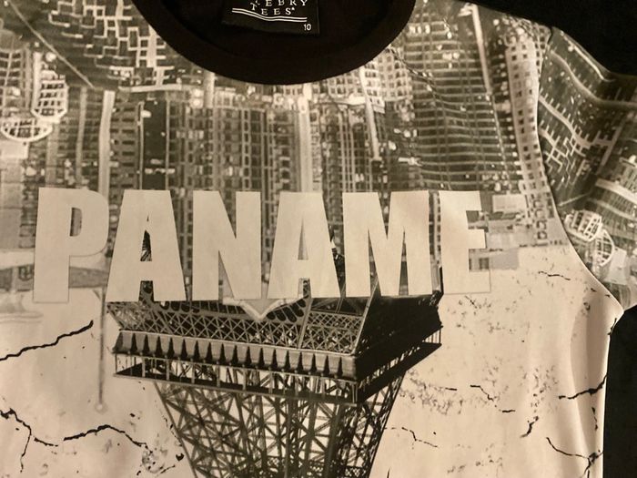 lot de deux hauts garçon taille 10 ans - photo numéro 4