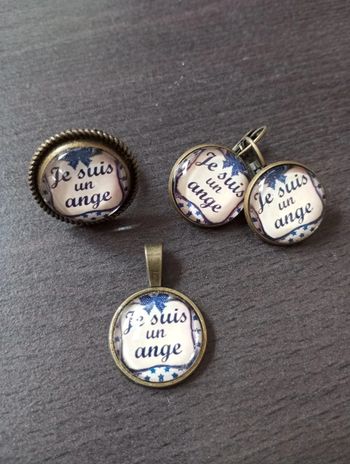 Lot bijoux cabochon