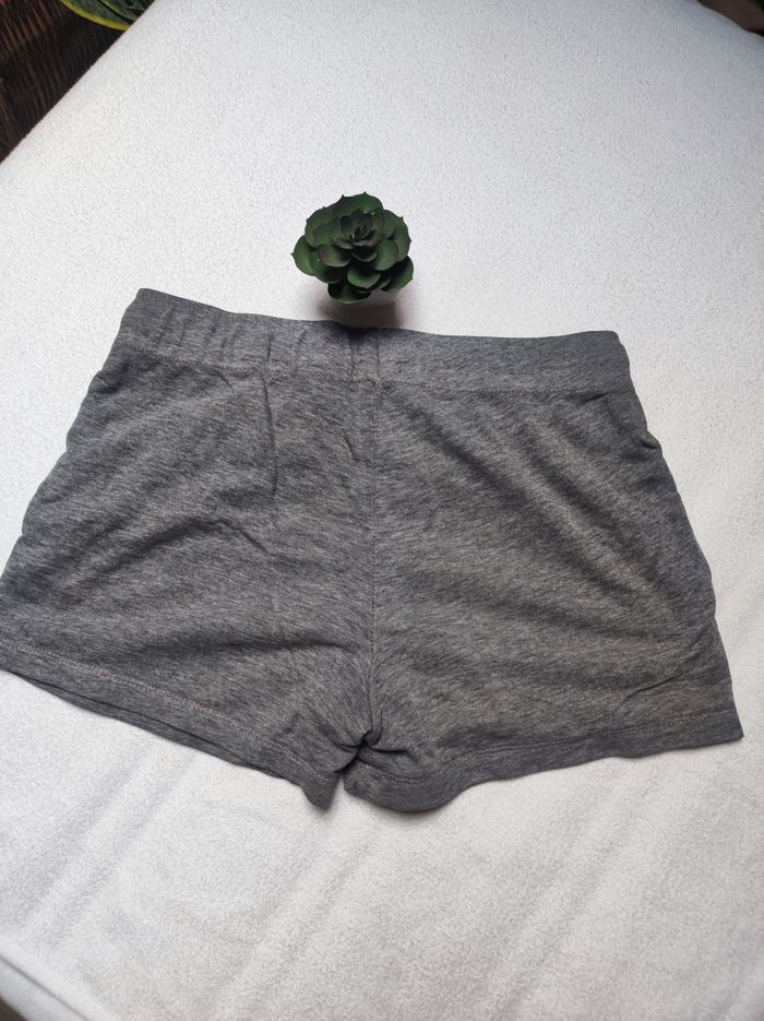 Short gris fille/femme – Taille S – Kiabi - photo numéro 4