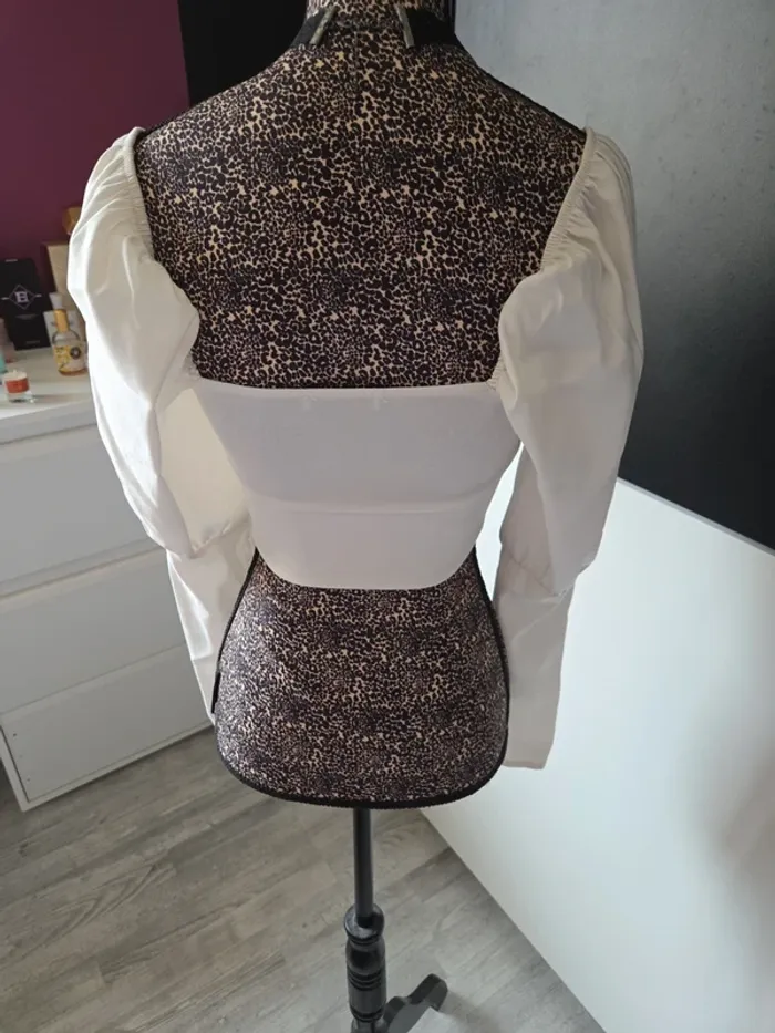 Jolie top blanc de chez Zara en taille S - photo numéro 4