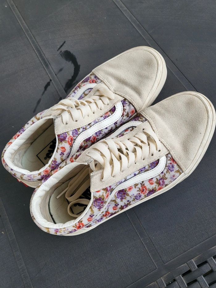 Vans fleuries - photo numéro 2
