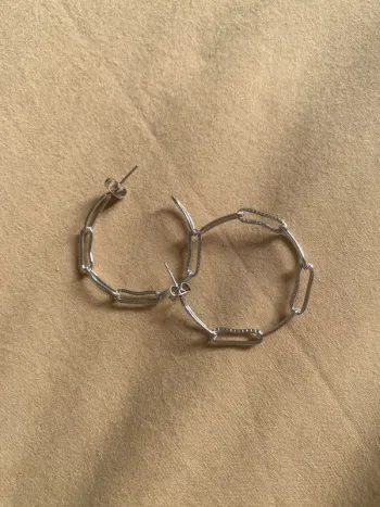 Boucles d’oreilles demi créoles