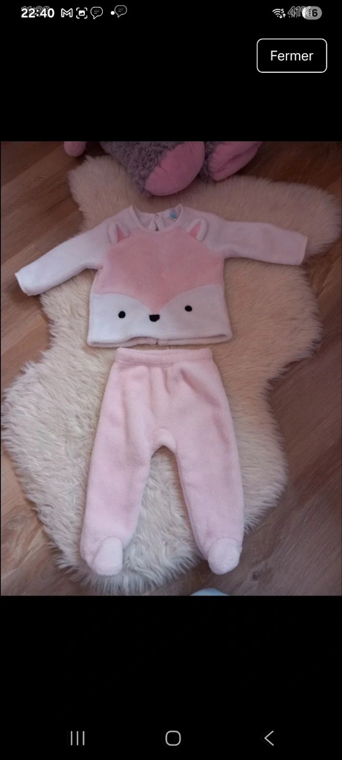 Magnifique pyjamas 2 pièces 12 mois tout doux