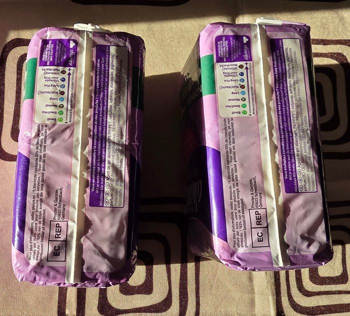 2 paquets ALWAYS DISCREET - photo numéro 7