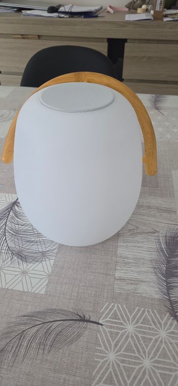 Lampe enceinte Bluetooth